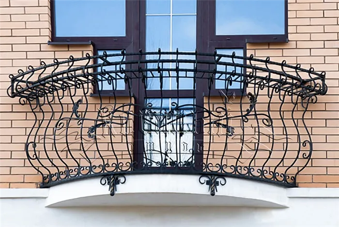 ФОТО: Французский балкон из кованого железа
