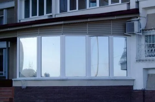 Окрасьте балкон с помощью покрывной мембраны