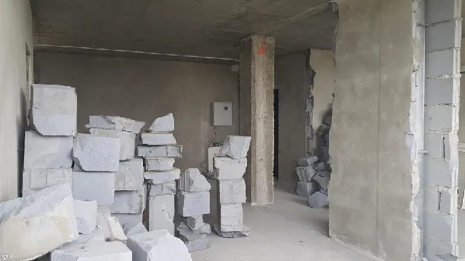Демонтаж стен из пенопласта