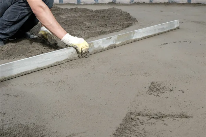 Укладка бетонного фундамента