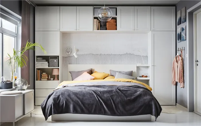 Маленькие интерьерные спальни с продуманным хранением