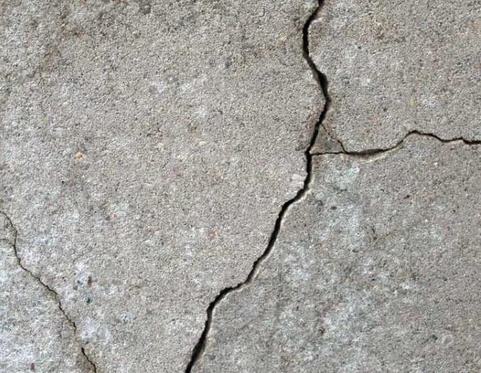 Как разрушить бетон вручную